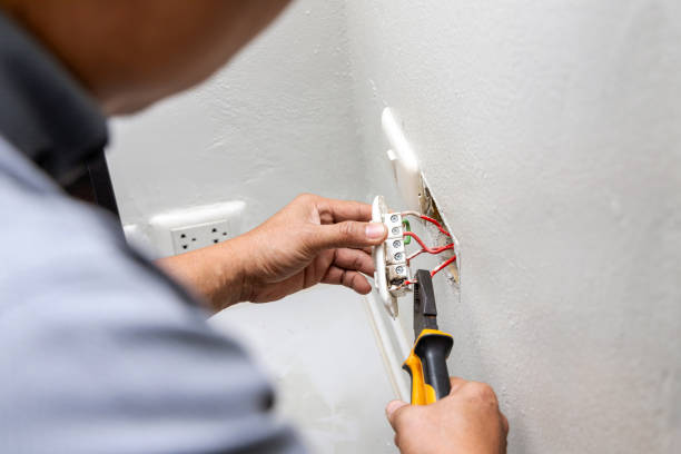 Best Residential Electrician Services  in Geneva, IL